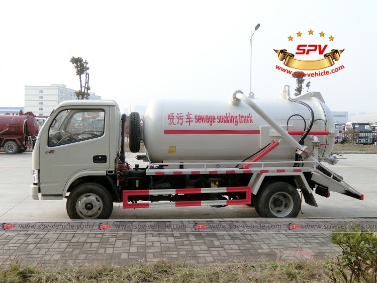 Left side view of Sewage Sucking Truck Dongfeng Left side view of Sewage Sucking Truck Dongfeng